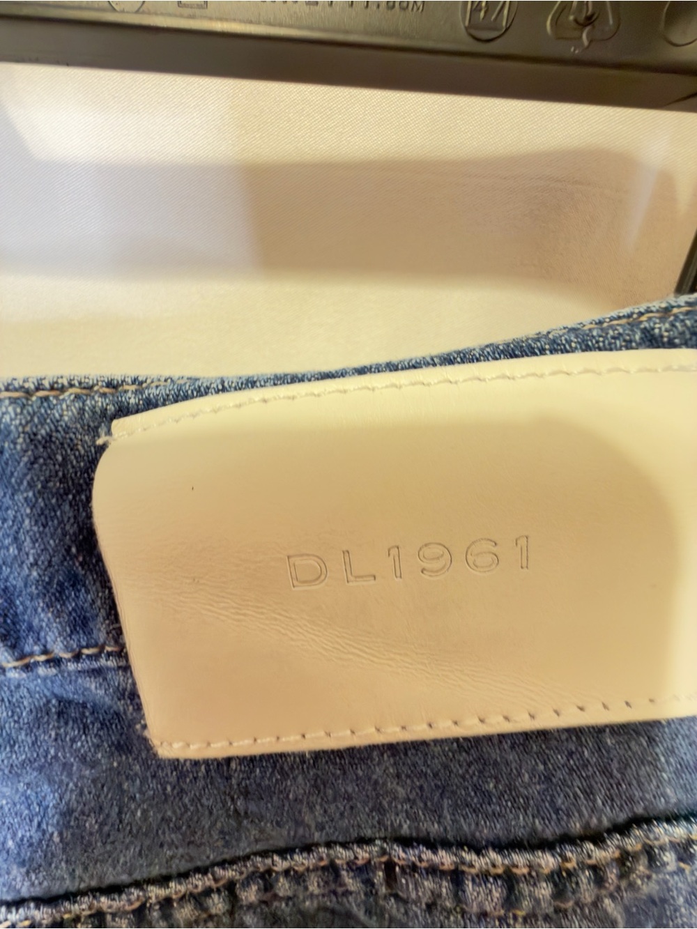 DL1961 Isabel Wide Leg jeans size 29 Anthropologie - Picture 10 of 16